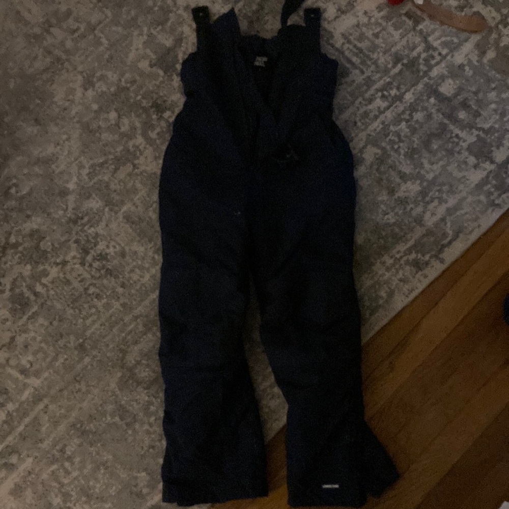 Snow pants, size 8